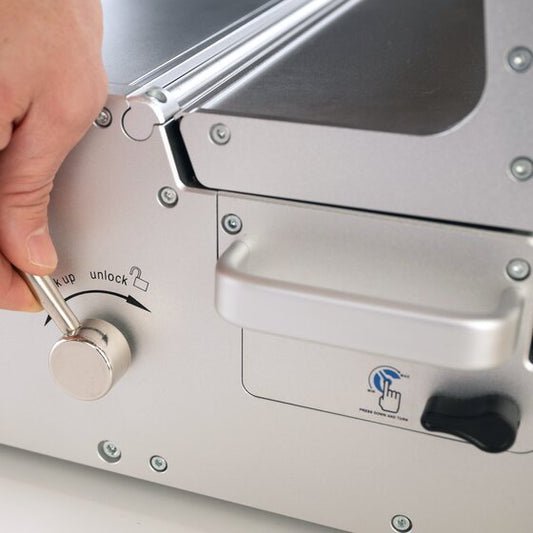 GBC Magnapunch Elite Electric