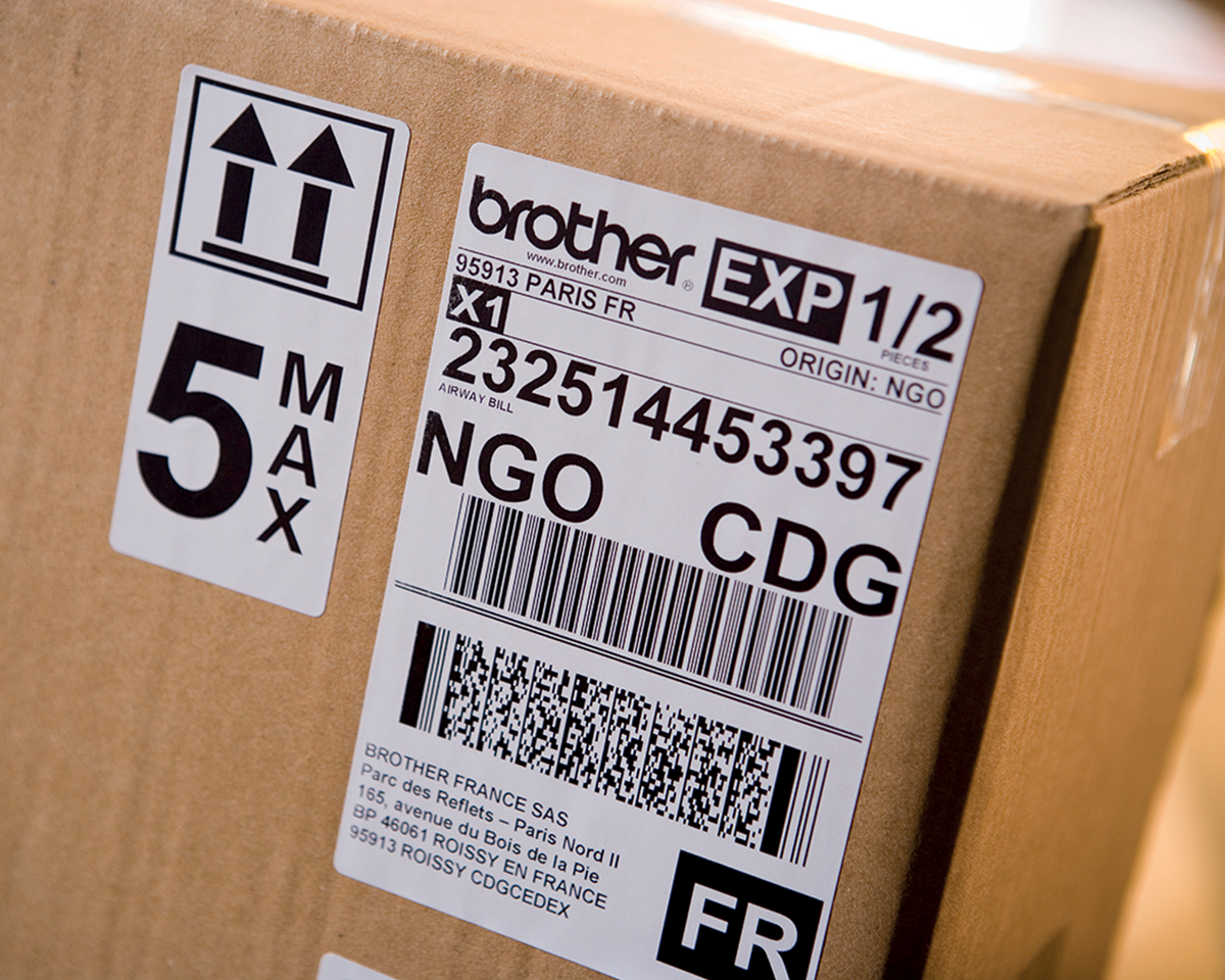 5jJJKRfASmexbD2MMrPQ_Brother_QL1110NWB_shipping_yv.com.hk.png